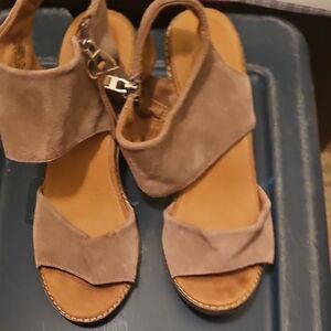 Sincerely Jules Brown Suede Sandals